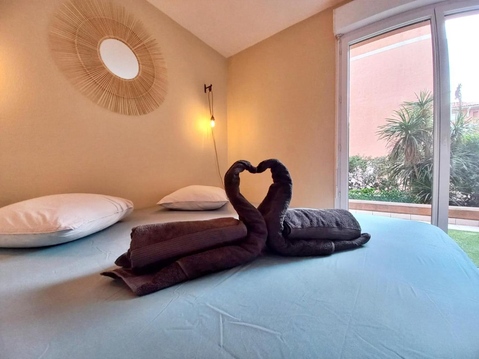Port Frejus - Tout A Pied - Wifi - Clim Luaran gambar